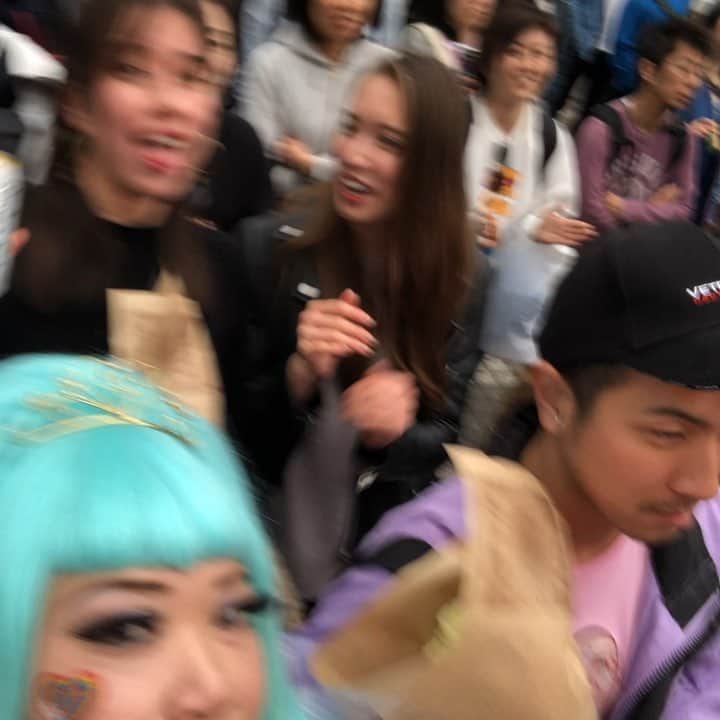 ジュン中山のインスタグラム：「#tokyorainbowpride #ミッツの応援団 #トリ #コンサート #instagood #faghaglife #おこげ」