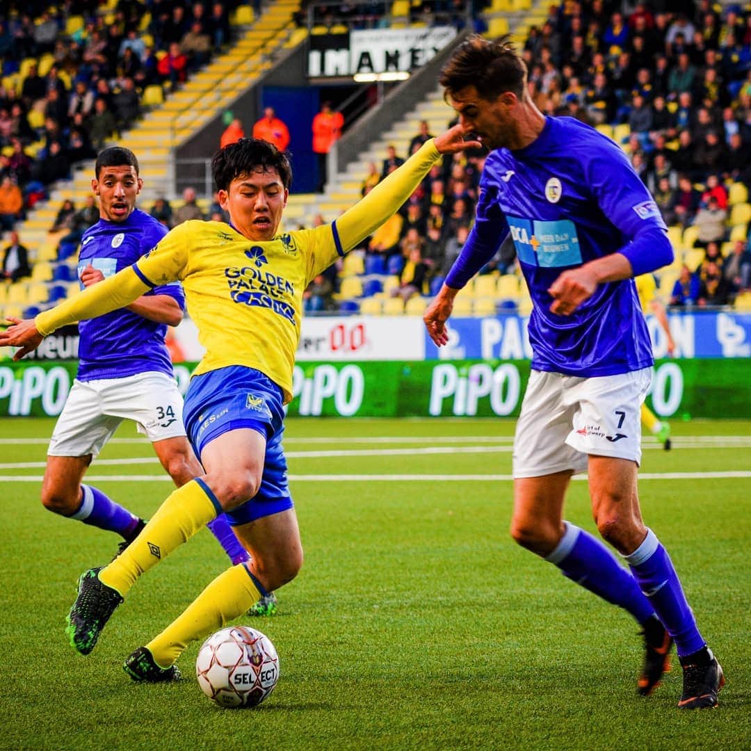 遠藤航のインスタグラム：「vsBeerschot . . #stvv #シントトロイデン #belgium #🇧🇪 #matchday #jupilerproleague #football #平成最後 #遠藤航 #関根貴大 #⚽」