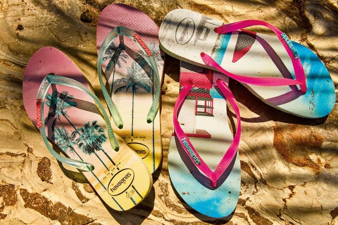 Havaianas Europeさんのインスタグラム写真 - (Havaianas EuropeInstagram)「Stay cool in our out of the shade with these designs. #SS19 #StyleInspo」4月29日 23時30分 - havaianaseurope