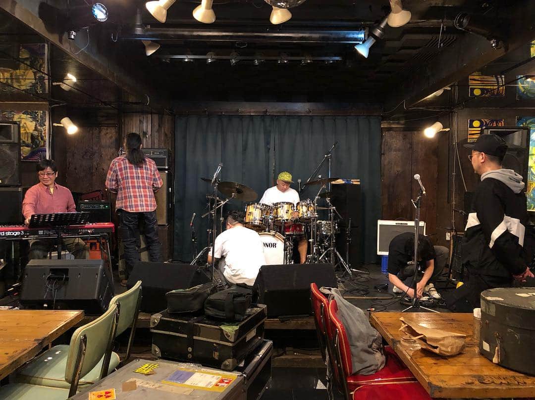 のインスタグラム：「会場着きましたー！ゲンタナイト🎶  #元住吉powers2 #ゲンタナイト」