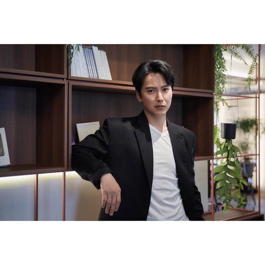 C-JeS エンタテイメントさんのインスタグラム写真 - (C-JeS エンタテイメントInstagram)「인터뷰중인 #김남길 포착📸 . #열혈사제 종영기념 비하인드 스토리 방출중💝 #열혈배우 가 들려주는 이야기 들어볼까요👀 . http://naver.me/G4zqrfIB http://naver.me/5ZGPOJvZ http://naver.me/F8MUKZaE . #김남길 #KimNamgil #キムナムギル #金南佶 #sbs #TheFieryPriest #热血司祭 #씨제스타그램 #cjestagram」4月29日 15時20分 - cjes.tagram