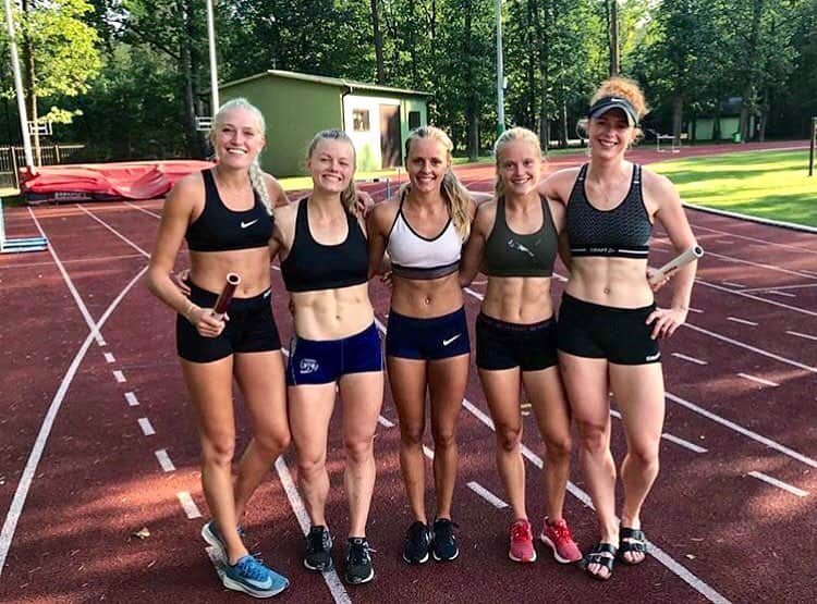 マチルドU・クラマーのインスタグラム：「🛫 Små 10 dages precamp i Tyrkiet og derefter går turen direkte videre til Japan og VM i stafet med @the_danish_relayteam 🇩🇰 . . #worldrelays #roadtoyokohama #danishrelay #teamdenmark #relay #belek #precamp #gloria」