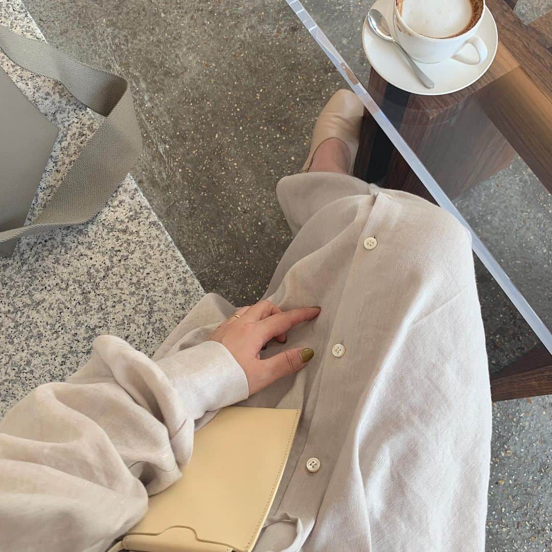 saanaaeのインスタグラム：「☕️💭 お一人様でゆっくりする 時間すっき🕊 #NUEbyas」