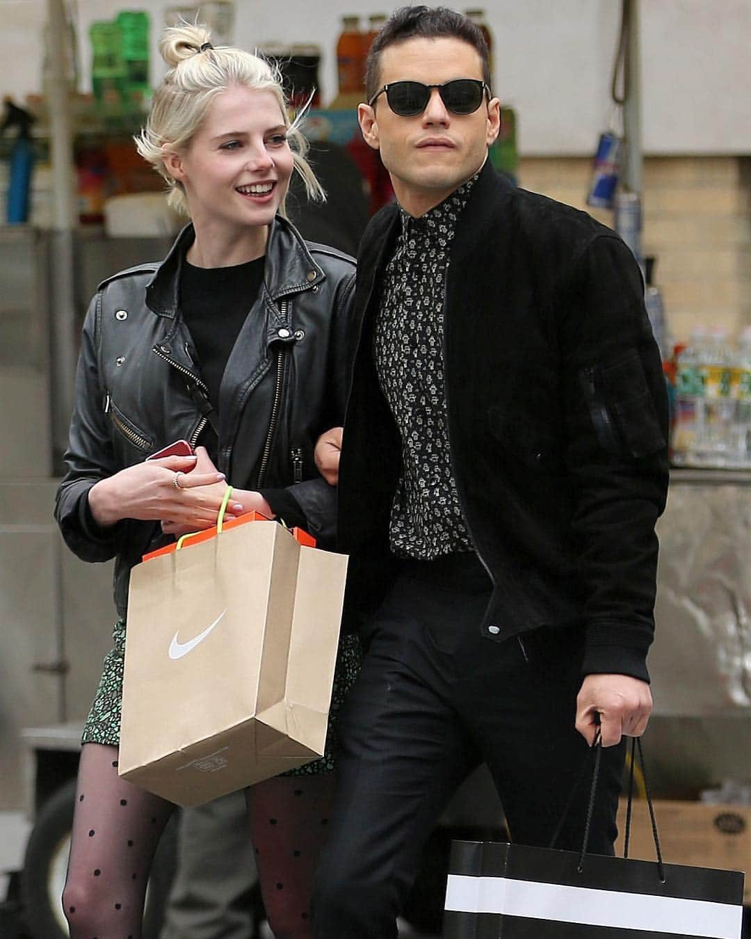 Just Jaredさんのインスタグラム写真 - (Just JaredInstagram)「@lucyboynton1 & @ramimalek make one stylish couple as they step out to do some shopping together! #LucyBoynton #RamiMalek Photo: Splash」4月29日 15時29分 - justjared