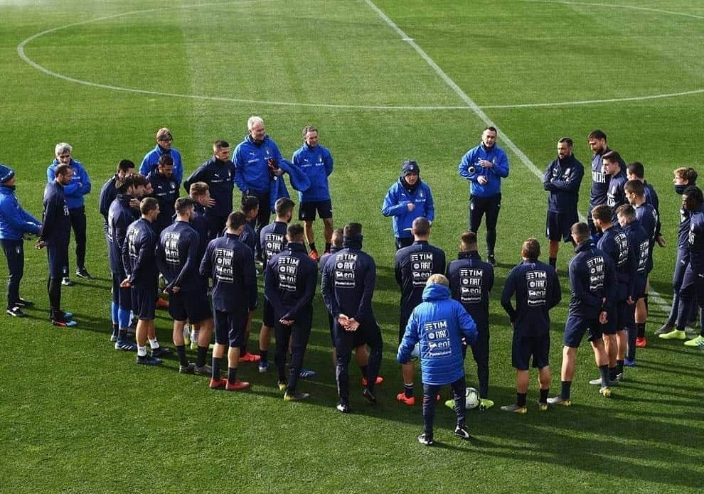 サッカーイタリア代表さんのインスタグラム写真 - (サッカーイタリア代表Instagram)「#Nazionale 🇮🇹 Al via il raduno a #Coverciano ⚽️: niente stage per #Conti e #Parigini.  L'articolo 👉🏻 www.figc.it 🗓 A mezzogiorno prende il via il secondo raduno stagionale. Forfait dei calciatori di #Milan e #Torino per gli infortuni subiti nel posticipo di #SerieA.  #Azzurri #VivoAzzurro」4月29日 17時04分 - azzurri