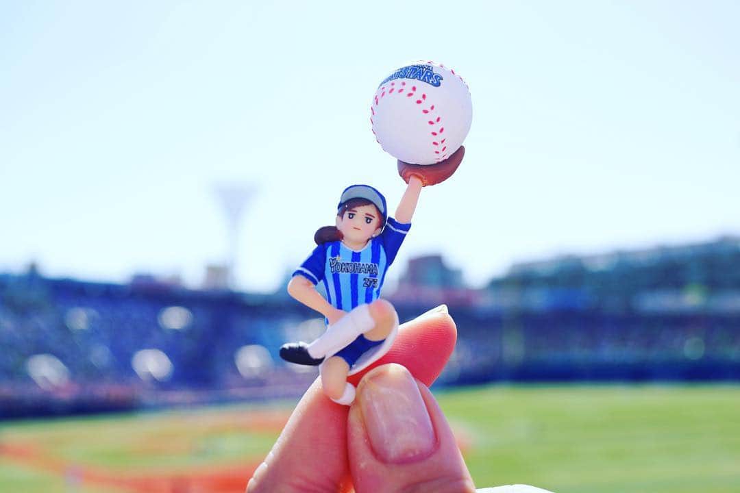 のインスタグラム：「抜けた、抜けたよ、長い長いトンネルを… . #baystars #横浜優勝 #連敗脱出 #ハマスタのフチ子」