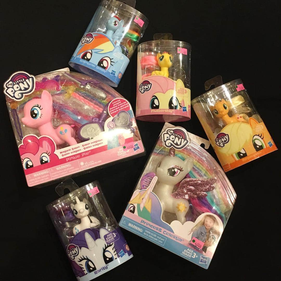 おもちゃやSPIRALさんのインスタグラム写真 - (おもちゃやSPIRALInstagram)「My Little Pony G4も新しく入荷しました！  楽天にもUPしました！」4月29日 18時51分 - spiral_toy