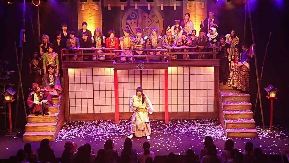 杏さゆりさんのインスタグラム写真 - (杏さゆりInstagram)「舞台『真・YOSHITSUNE』終演✨ . ありがとうござました😊💕 感想等はブログに書きます✨ . #真YOSHITSUNE #YOSHITSUNE #舞台 #stageshow #杏さゆり #SayuriAnzu」4月29日 19時24分 - anzu_sayuri_official