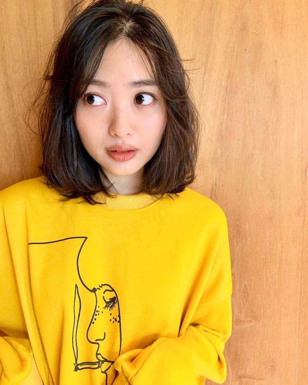 北原里英さんのインスタグラム写真 - (北原里英Instagram)「昨日気付いてもらえたかな🥰？ 髪切りました〜✂︎ 結構いきました！ AKB入ってからこんな短いの初めてじゃないだろうか。 伸ばしてた前髪もようやく言うこと聞きはじめて。 だいぶ印象変わったんじゃないかな🥰 自分的には気に入ってる👌🏻 どうかしらー . . #newhair  #kate」4月29日 19時41分 - rie_kitahara_3