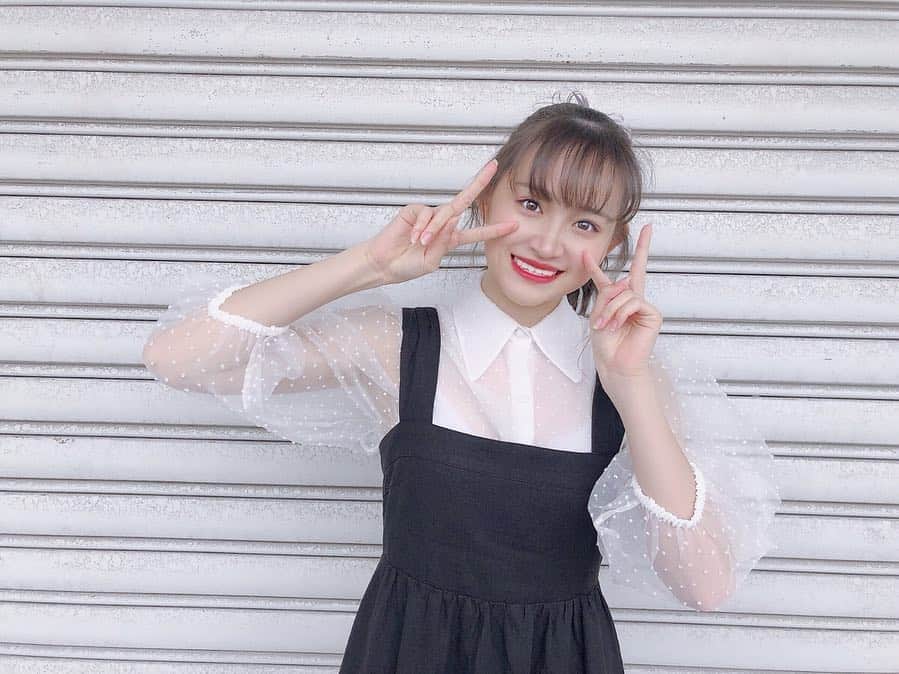 下口ひななのインスタグラム：「スケスケすけこちゃん﻿ ﻿ GW楽しもうね🤟﻿ ﻿ #幕張メッセ #akb握手会  #私服 #2枚目全身だぁよ #ポニーテール  #ひななが一番可愛いよ って言ってね🦍」