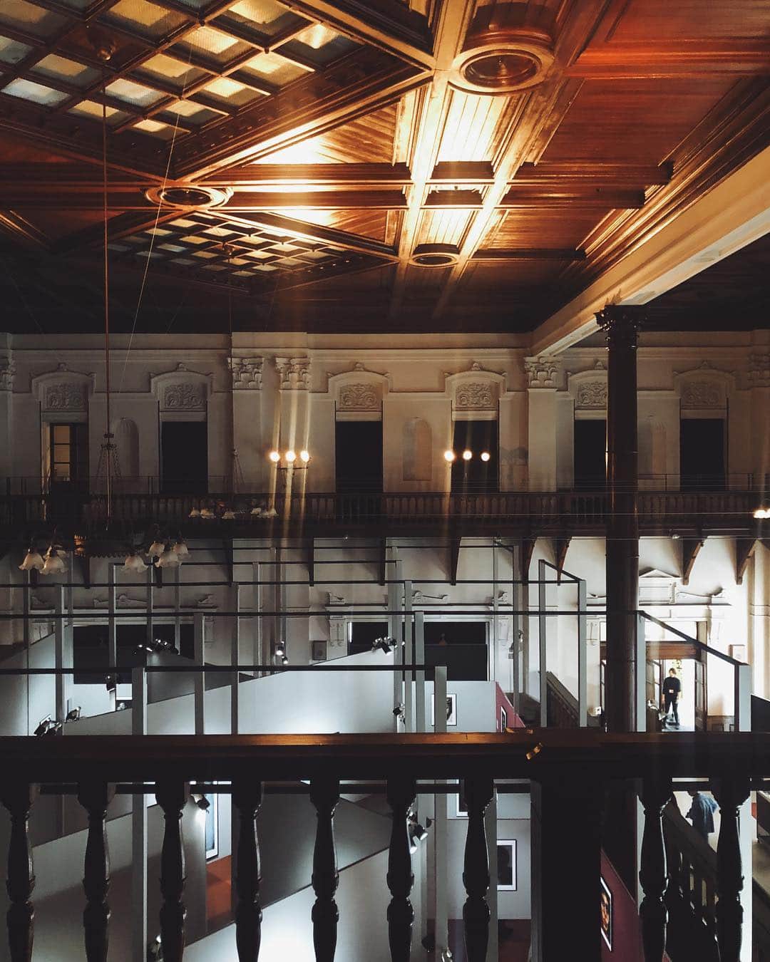 金セアルのグルメインスタ