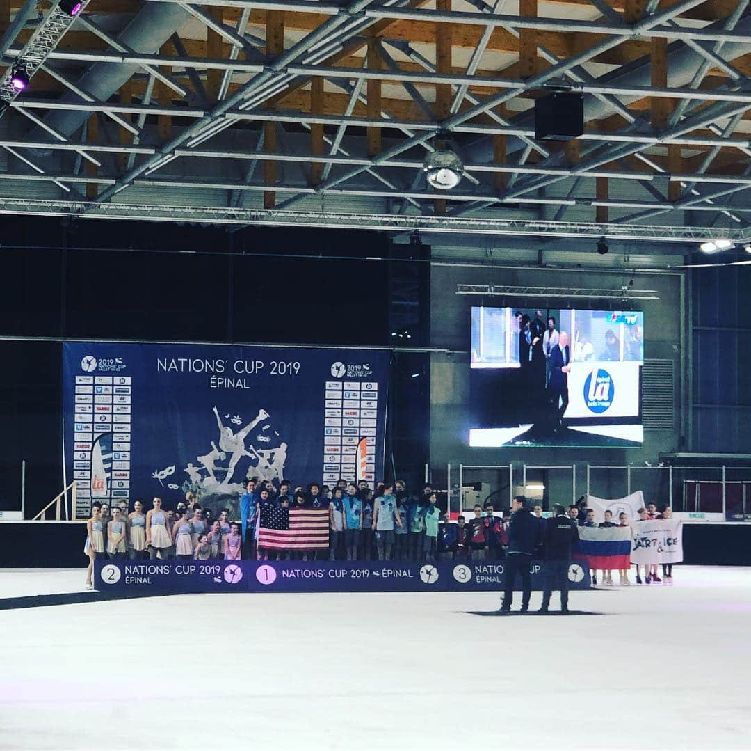 マイケル・ブラマンテさんのインスタグラム写真 - (マイケル・ブラマンテInstagram)「What an amazing week! TOI Boston is coming home with the 2019 Nations Cup Novice Champions, Junior Silver Medalists, and Senior Silver Medalists. It has been such an honor to coach Encore of Boston alongside with Becky Sump, and artistic direction of @adamblakeice. Every single one of these young skaters are beyond talented and bring a new joy to my coaching. Hats off to you Encore. 2019 Nations Cup Novice CHAMPIONS!!! @skatingclubbos @toiboston @toicommunity #nationscup #epinal #scob #nationscup2019 #balletonice」4月29日 20時29分 - michael_bramante