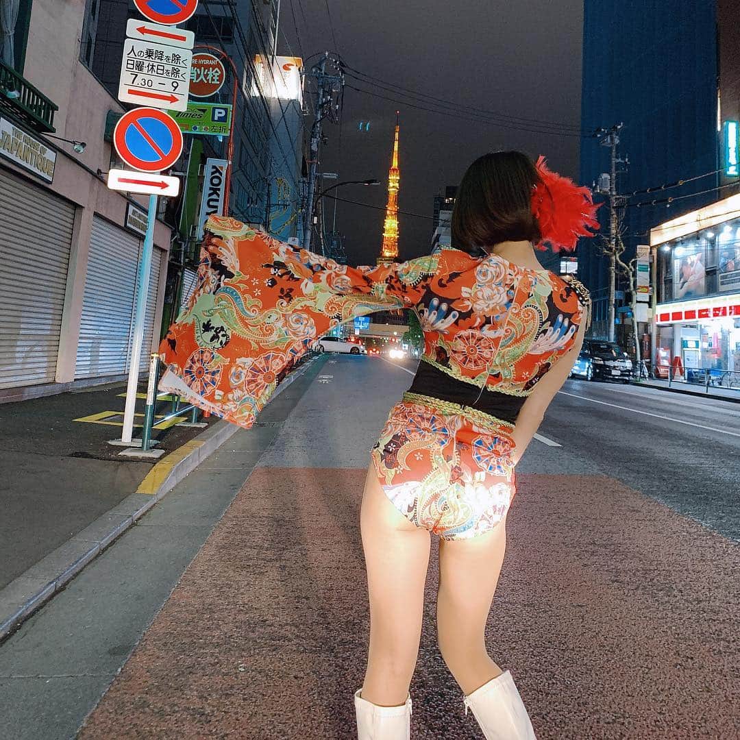 みひろさんのインスタグラム写真 - (みひろInstagram)「PV撮影👘 Let’s dance!!!!! #着物 #kimono #PV撮影  #恵比寿マスカッツ #EBISUANIMALANTHEM #みひろ #mihiro #東京タワー  #instagood  #instadiary  #instalike #instamood  #ow #instapic #instaphoto #girl　#follow #followme  #japanesegirl」4月29日 20時34分 - mihiro0519