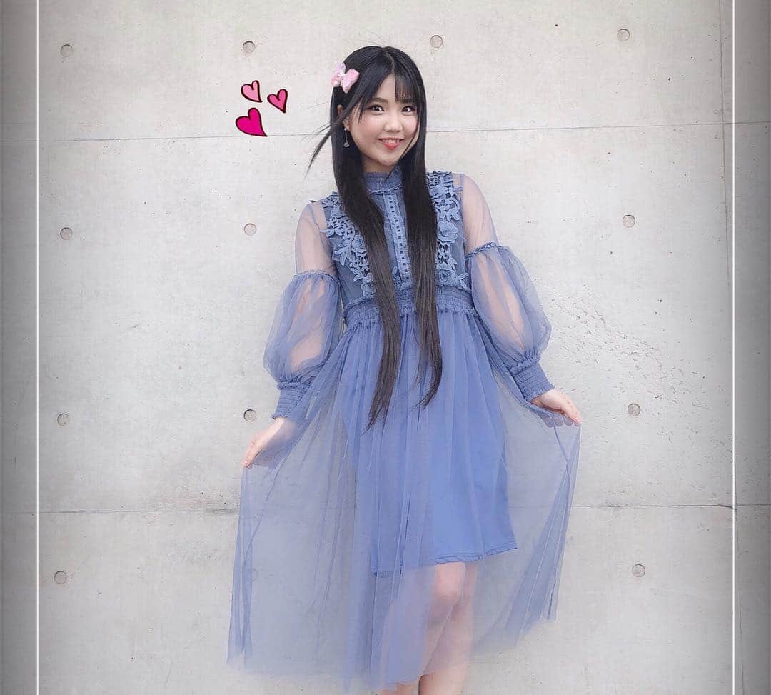 北川愛乃さんのインスタグラム写真 - (北川愛乃Instagram)「こんばんわぁ🌟  今日のAKB48さんの握手会で 着させて頂いたお洋服でーす👗✨ 今回のお洋服も おじいちゃんとおばあちゃんが 買ってくれたんです👴👵💕 シースルーでちょっと大人っぽくて よこにゃんカラーの水色が とってもお気にりです😆💕 #SKE48 #水色 #シースルー #ワンピース」4月29日 20時37分 - kitagawayoshino
