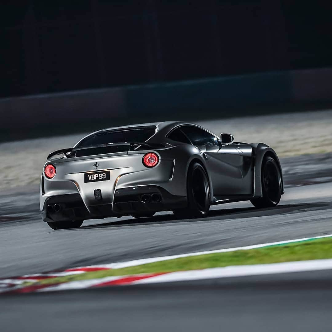 Ferrari APACさんのインスタグラム写真 - (Ferrari APACInstagram)「Kuala Lumpur’s challenging #SepangCircuit played host to a very special 10th anniversary #Ferrari track day where owners were given an exquisite and thrilling driving experience. ##10thAnniversaryGrandTour #FerrariMYSGTHTurns10 #10YearsofFerrariMY #10YearsofFerrariSG #10YearsofFerrariTH」4月29日 21時45分 - ferrariapac