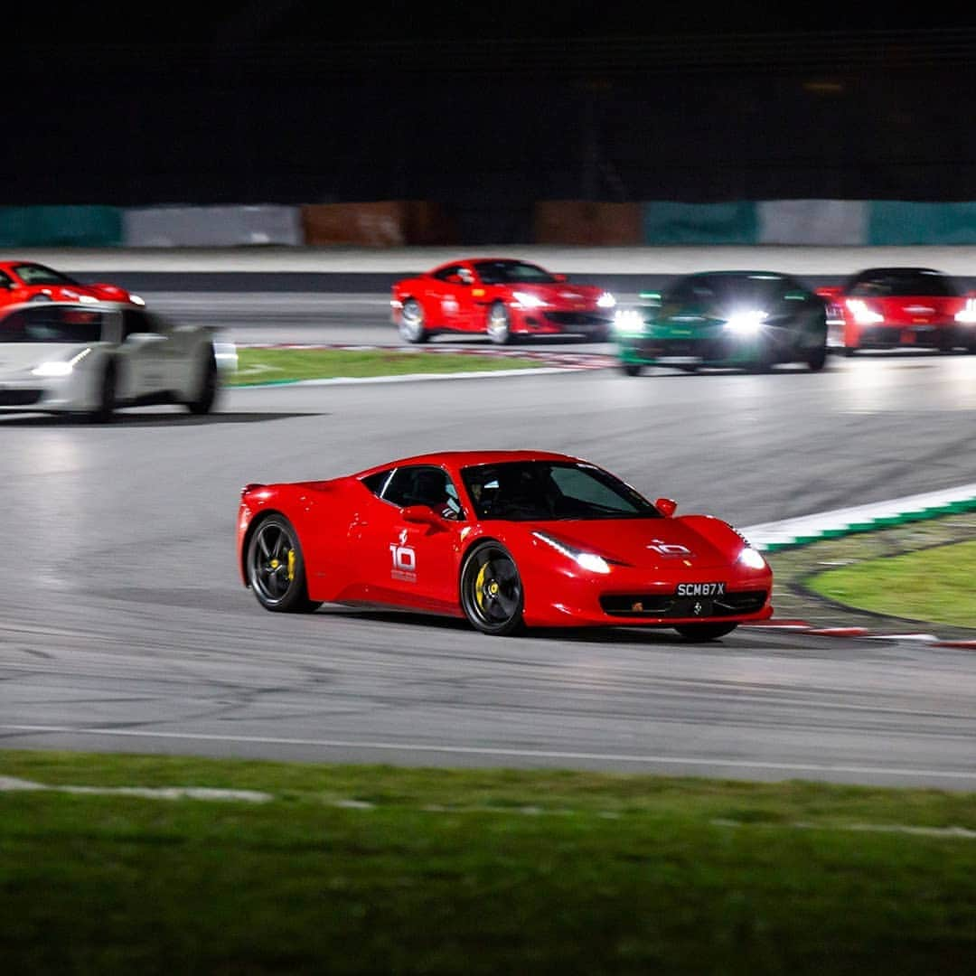 Ferrari APACさんのインスタグラム写真 - (Ferrari APACInstagram)「Kuala Lumpur’s challenging #SepangCircuit played host to a very special 10th anniversary #Ferrari track day where owners were given an exquisite and thrilling driving experience. ##10thAnniversaryGrandTour #FerrariMYSGTHTurns10 #10YearsofFerrariMY #10YearsofFerrariSG #10YearsofFerrariTH」4月29日 21時45分 - ferrariapac