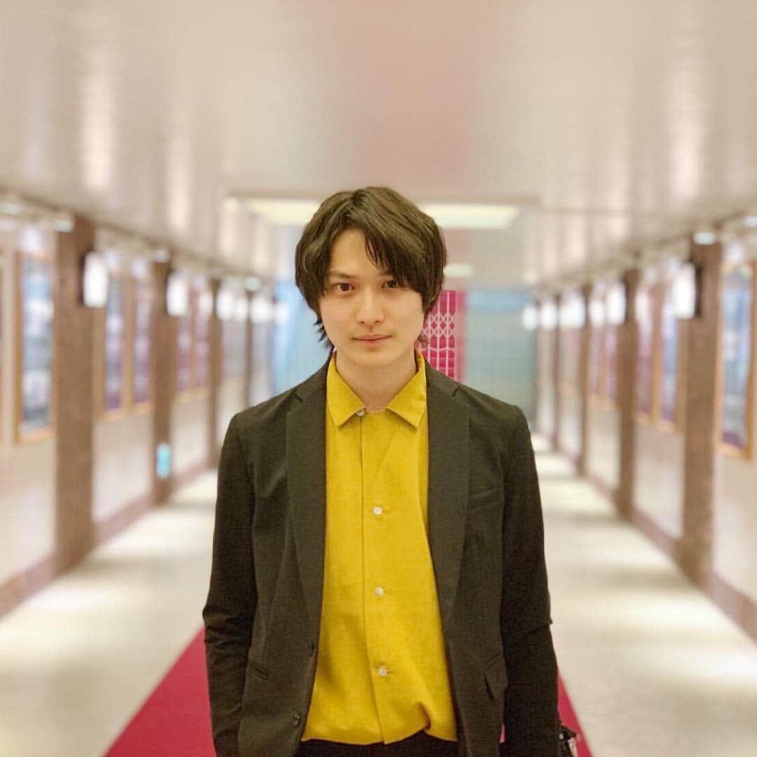 松本大志さんのインスタグラム写真 - (松本大志Instagram)「レッドカーペットの上歩いてるみたいでテンション上がった🕺  素晴らしき。  #両国」4月29日 21時48分 - taishi_ma