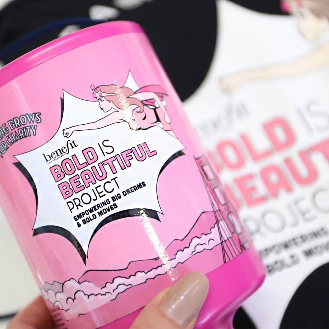 Benefit Cosmetics UKさんのインスタグラム写真 - (Benefit Cosmetics UKInstagram)「The Bold is Beautiful project is all about empowering women to be 100%, that’s why we donate 100% of our brow wax profits during the month of May #Be100Percent #boldisbeautiful」4月29日 22時01分 - benefitcosmeticsuk