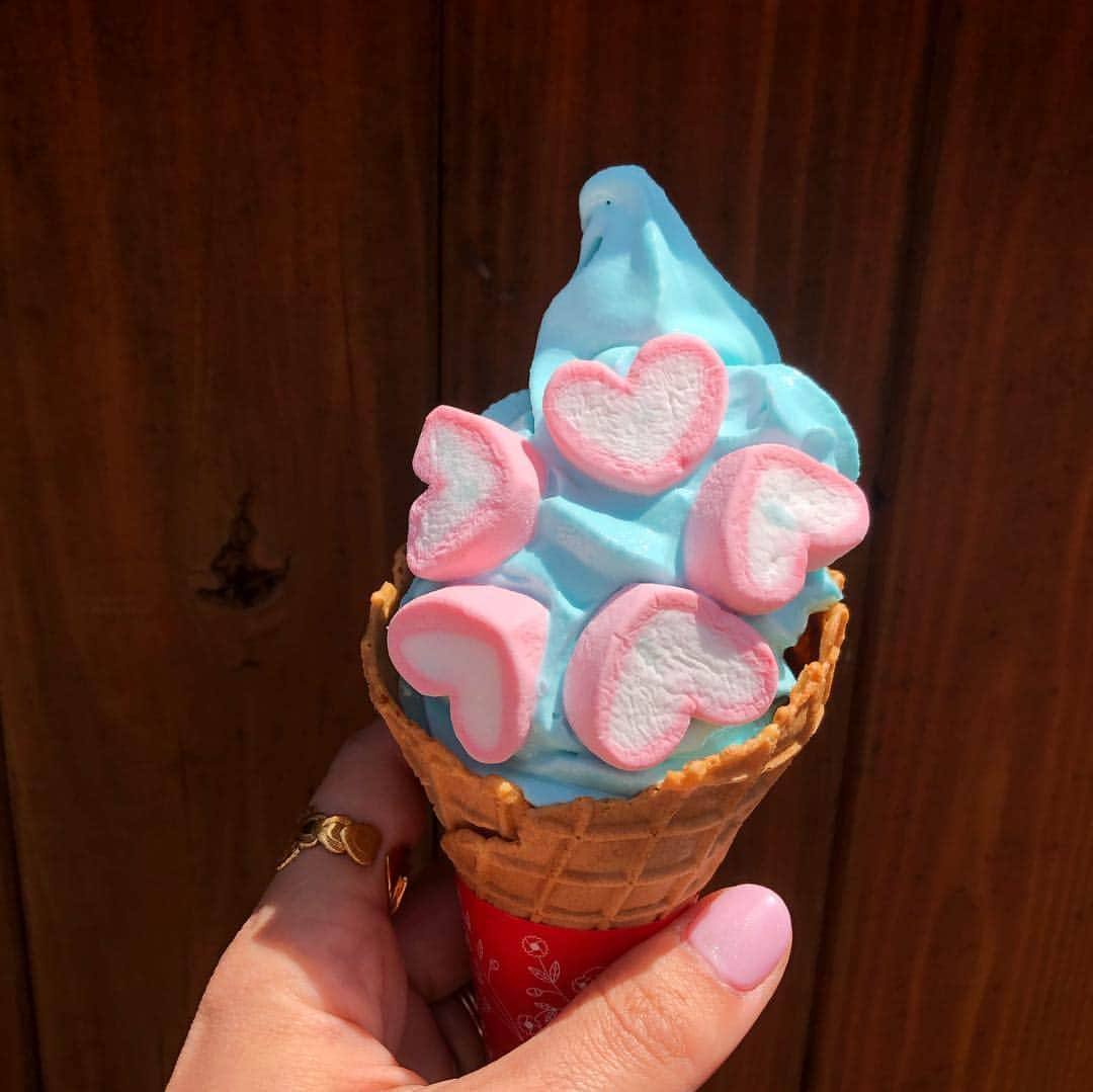 ryokoさんのインスタグラム写真 - (ryokoInstagram)「色々美味しかった🍦 この写真大仏さんがクリーム食べてるみたいに見える🥰 #kannoncoffee #無心庵 #クレープ #大仏 #クリームあんみつ #白玉 #もちもち #鎌倉カフェ #江ノ電 #旅の思い出 #甘味 #甘味処 #カフェ好きな人と繋がりたい #親子旅 #trip #japanesefood #japan #kamakurajapan #kamakura #coffee #instafood #yummy #yum」4月30日 9時06分 - ry.0123