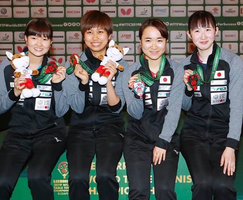 日本オリンピック委員会さんのインスタグラム写真 - (日本オリンピック委員会Instagram)「卓球の世界選手権個人戦最終日、女子ダブルスで伊藤美誠選手、早田ひな選手組が銀メダル、佐藤瞳選手、橋本帆乃香選手組は銅メダルを獲得しました。 ・ 🏓World Table Tennis Championsips [Women's Doubles] Mima Ito, Hina Hayata 🥈 Hitomi Sato, Honoka Hashimoto 🥉 ・ #伊藤美誠 #早田ひな #佐藤瞳 #橋本帆乃香 #卓球 #tabletennis #世界卓球 #ittfworlds2019 ・ 📸写真：アフロスポーツ」4月30日 8時34分 - teamjapanjoc