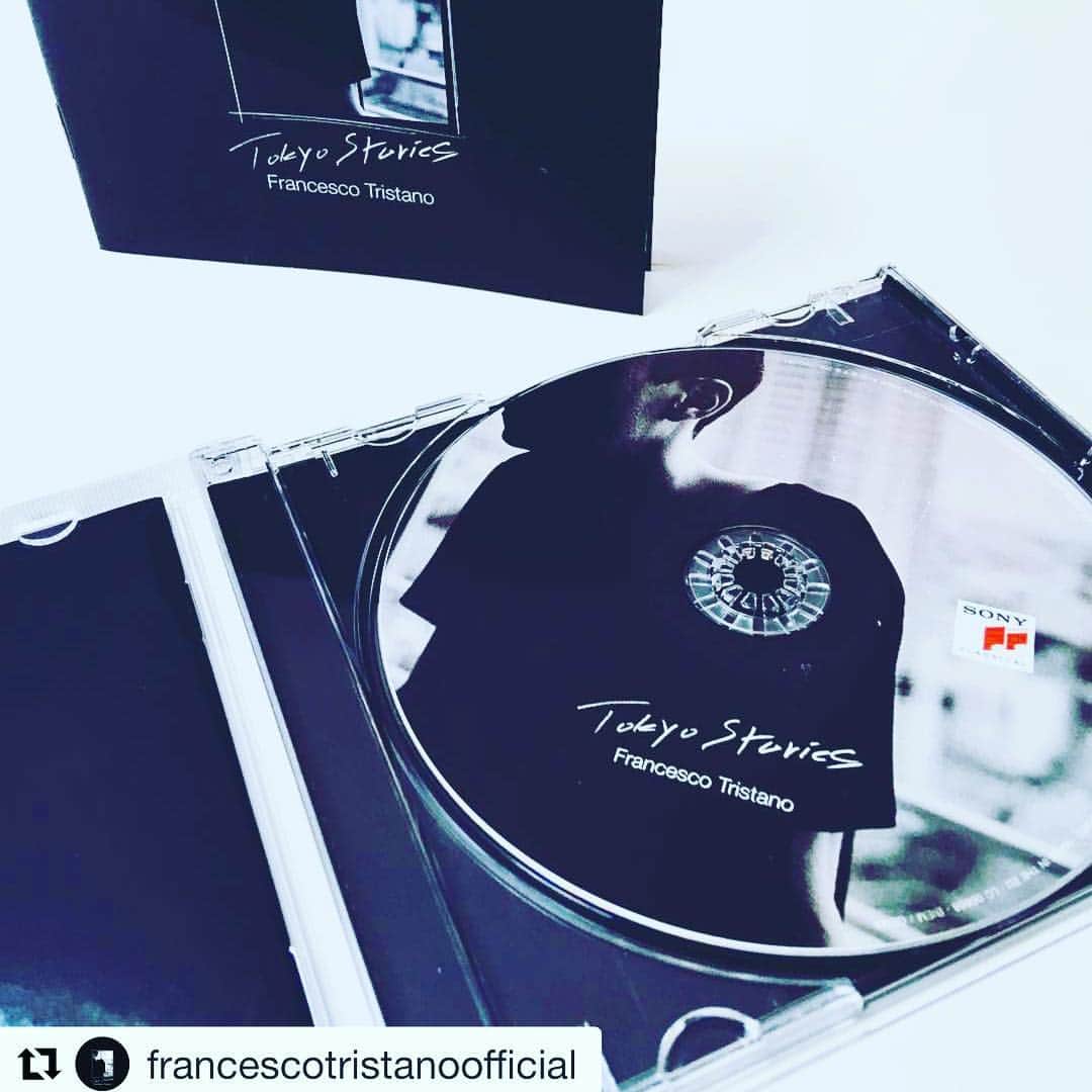 渋谷慶一郎のインスタグラム：「I collaborated with another brother, a new album by Francesco Tristano.  I want you to listen because it is a very challenging and good finish. もう一人の兄弟、フランチェスコ・トリスターノの新しいアルバムで一曲コラボレーションしています。リラックスした雰囲気だけどチャレンジングで良い仕上がりだから聴いて欲しいっす。 #Repost @francescotristanoofficial with @get_repost ・・・ only 5 days until the release of Tokyo Stories! I’ve just received my copy - you may pre-order yours 🖤  #pianoinspace  #fttokyostories  #newmusic」