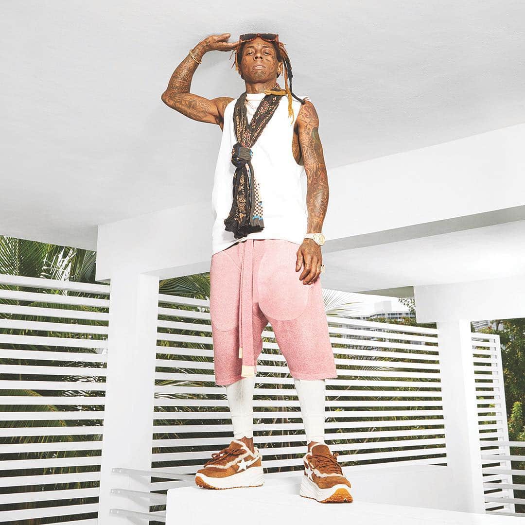 アグさんのインスタグラム写真 - (アグInstagram)「Unconventional, unprecedented, uniquely iconic, Lil Wayne in #UGGxBAPE. Available now at select BAPE stores worldwide.」4月30日 1時37分 - ugg