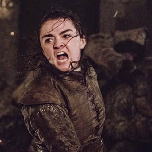 レナ・ヘディのインスタグラム：「That’s my girl #Aryastarkaintfuckingabout @maisie_williams」