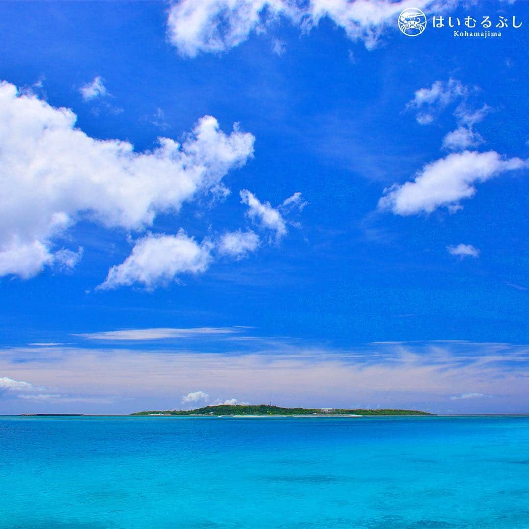 HAIMURUBUSHI はいむるぶしさんのインスタグラム写真 - (HAIMURUBUSHI はいむるぶしInstagram)「青いサンゴ礁の海に抱かれた鳩間島。鳩間ブルーとも称される美しい海が広がっています。#沖縄 #八重山諸島 #鳩間島 #サンゴ礁 #はいむるぶし #japan #okinawa #yaeyamaislands #hatomaisland #coralsea #bluesea #haimurubushi @masafumi_takezawa_okinawa」4月30日 1時38分 - haimurubushi_resorts