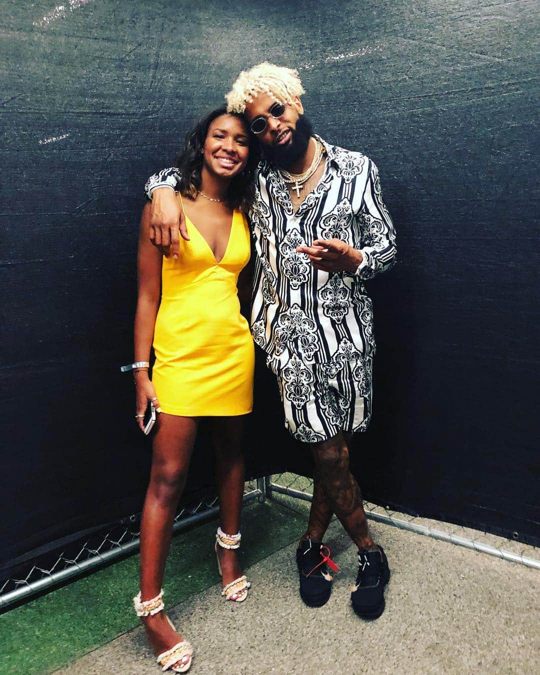 オデル・ベックハン・ジュニアのインスタグラム：「Happppy bday sis! Damn u growing up toooo fast ... i love u more than u Kno it j bird! Enjoy ur day @jazzyymills」