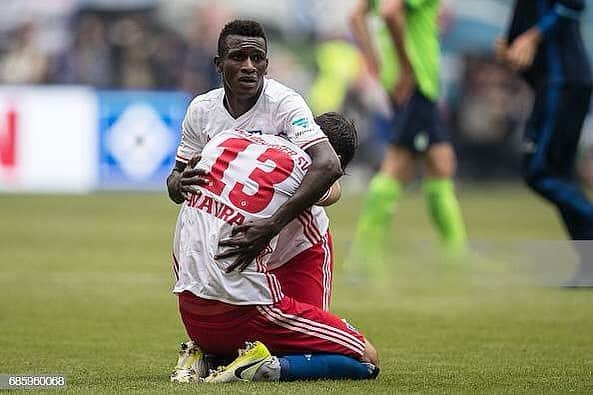 メルギム・マフライのインスタグラム：「🙏🥺 #hamburg #2017 @jatta18 #lastgame #lastwin #unbelivable #alhamdulillah #godisgreat」