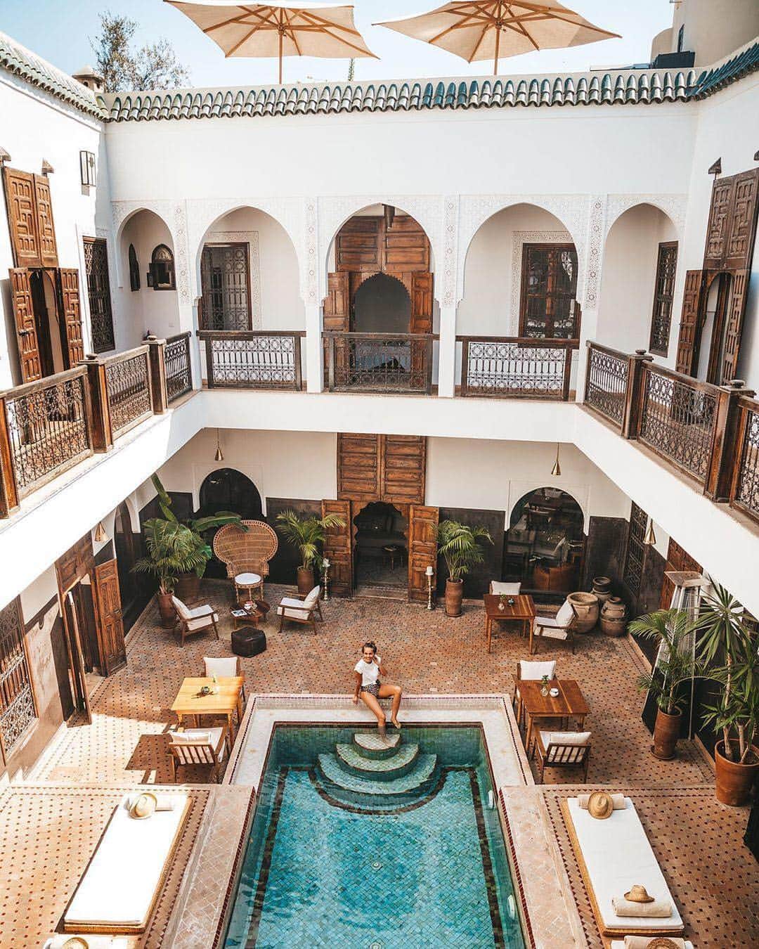 BEAUTIFUL HOTELSさんのインスタグラム写真 - (BEAUTIFUL HOTELSInstagram)「After shopping your way through the souks and enjoying a cup of Maghrebi mint tea, cool off by the pool at Riad Kasbah Marrakech. If you're looking for the quintessential Moroccan experience, this Riad may be the perfect place to settle. Tag someone who loves this charming city! (📷 : @nat_al_ie 📍: Riad Kasbah Marrakech, Morocco)」4月30日 2時54分 - beautifulhotels