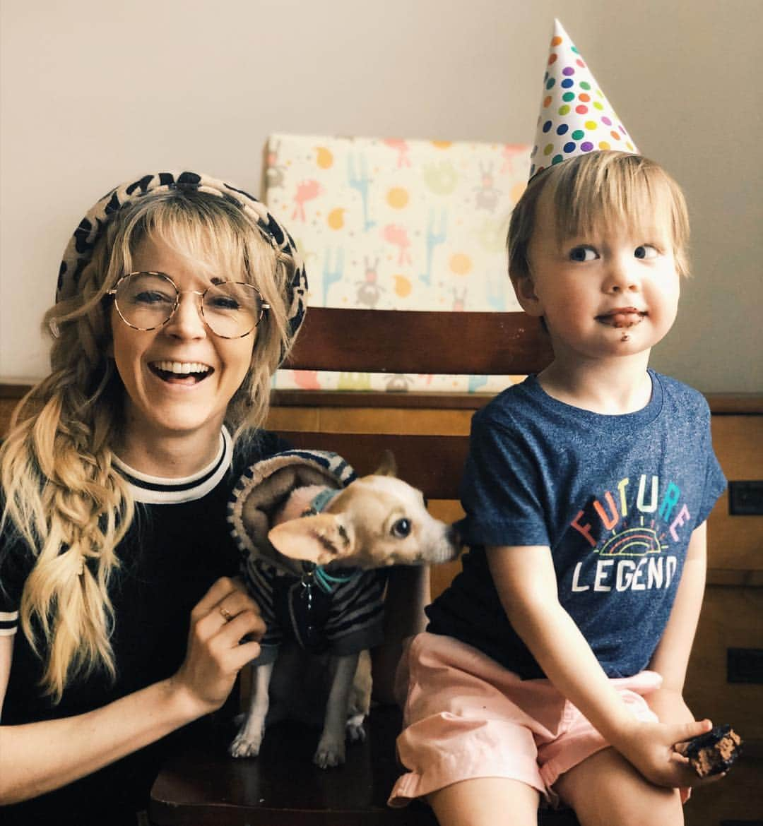 リンジー・スターリングさんのインスタグラム写真 - (リンジー・スターリングInstagram)「Someday my nephew will realize how cool I am.」4月30日 3時33分 - lindseystirling