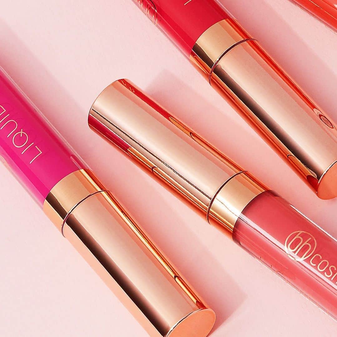 BH Cosmeticsさんのインスタグラム写真 - (BH CosmeticsInstagram)「Your favorite liquid lip just got better. 💋 Our Liquid Linen's come in 5 NEW shades! These bright hues are perfect for colorful spring and summer looks. 💐Link in bio to shop. #bhcosmetics #crueltyfreebeauty #liquidlinen」4月30日 4時01分 - bhcosmetics