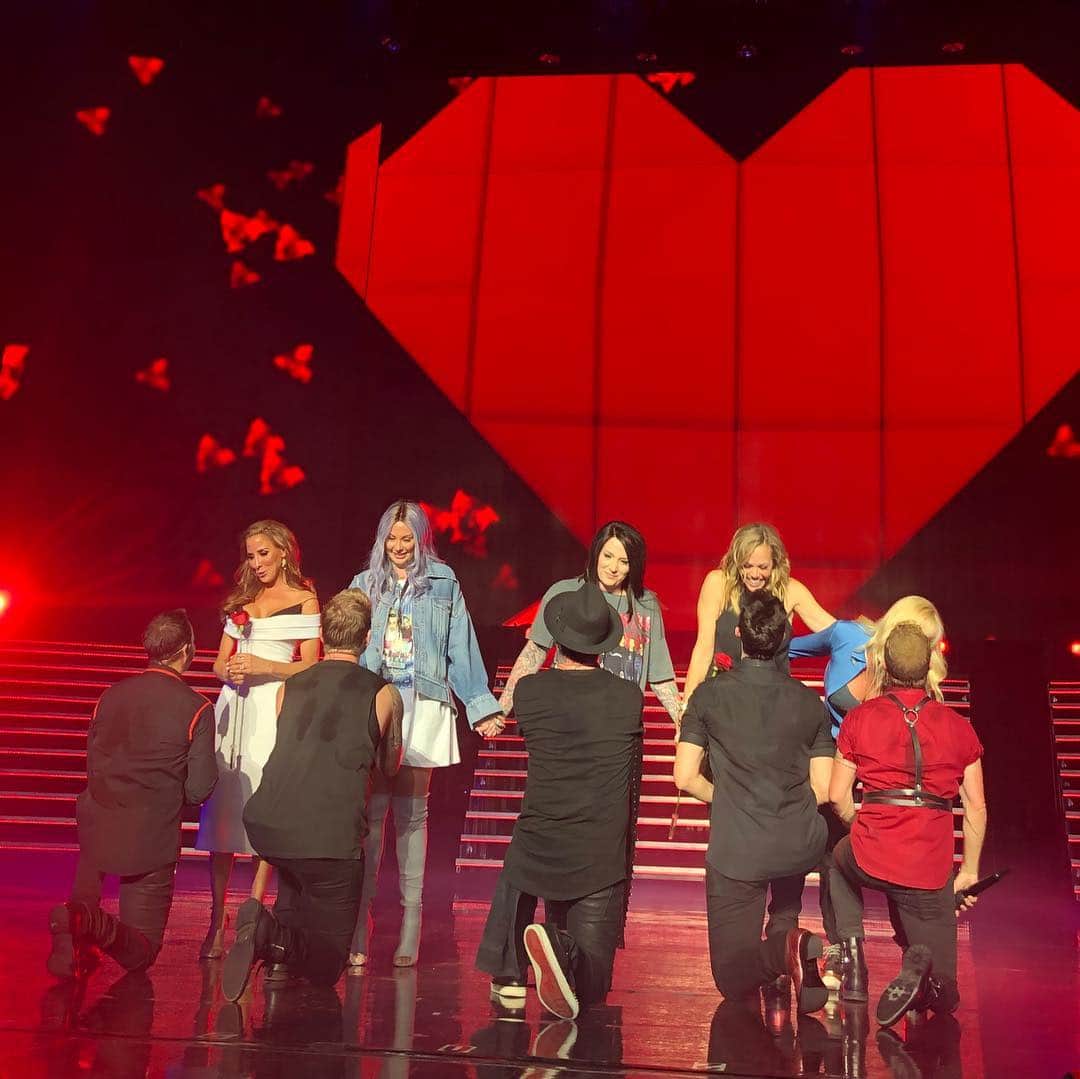 A.J.のインスタグラム：「The #BSBVegas residency was a dream come true and we couldn't have done it without our incredible fans and of course our lovely wives and families thank you from the bottom of my heart.」