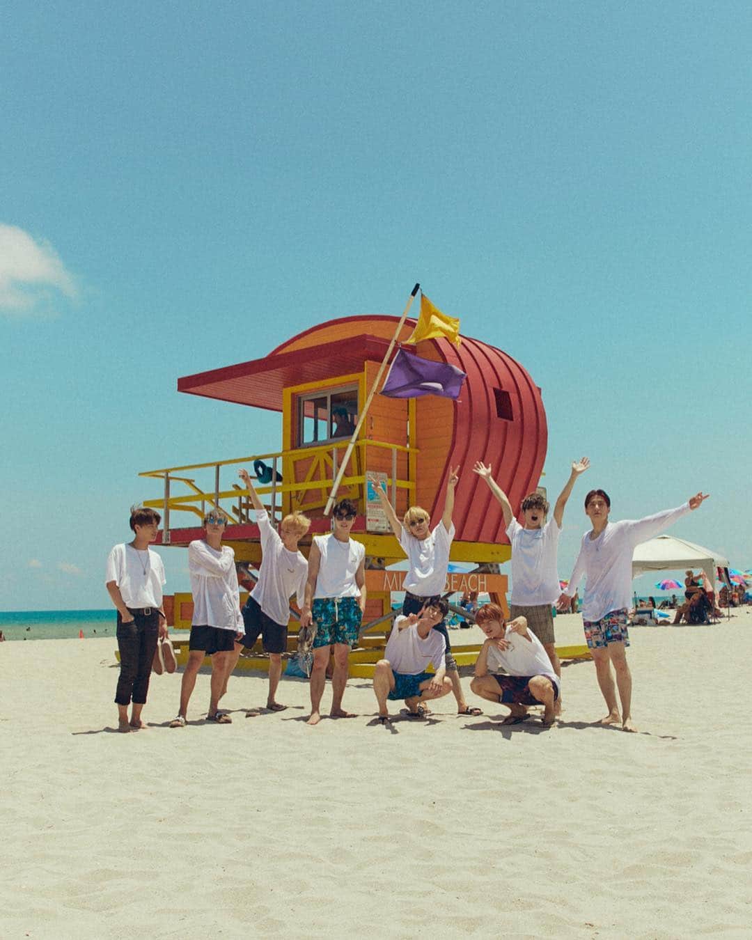 NCT 127さんのインスタグラム写真 - (NCT 127Instagram)「In the hottest place. Thank you MIAMI I love you!! 🔥 -Jaehyun  #MIAMI #NEOCITYinMIAMI #WE_ARE_SUPERHUMAN #NCT127_SUPERHUMAN #SUPERHUMAN #NEOCITYinUSA #NCT127inUSA #NCT127 #NCT」4月30日 4時33分 - nct127
