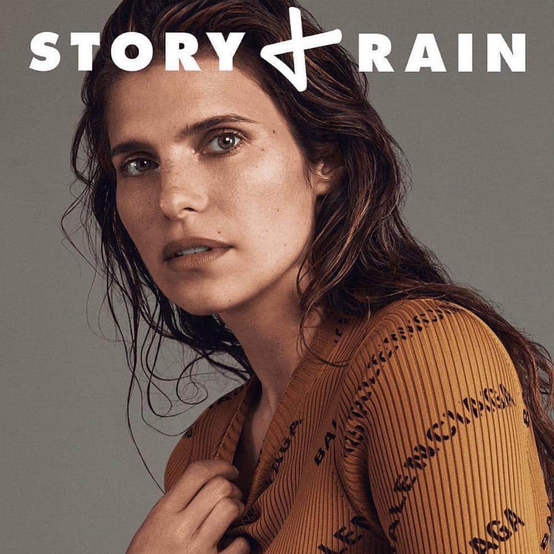 レイク・ベルのインスタグラム：「Thank you @storyandrain for this cover! Making me feel like a boss lady 👊🏼👊🏼👊🏼」