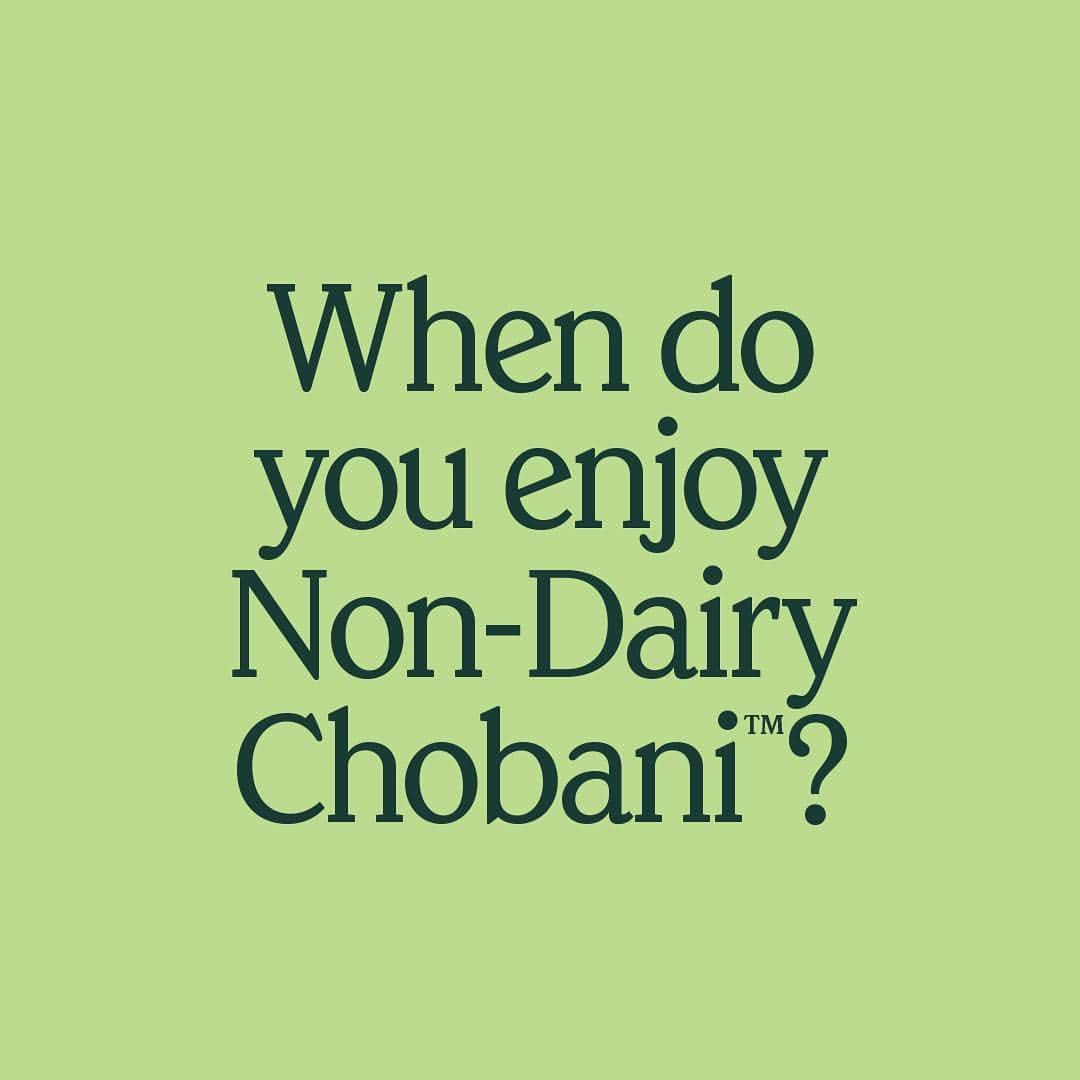 Chobaniのインスタグラム：「Hey Non-Dairy fans. We are thrilled you're loving our coconut-based cups and drinks. When do you enjoy Non-Dairy Chobani? For breakfast or as a midday snack? Maybe as dessert? Tag a coconut lover and share your answer in the comments.」