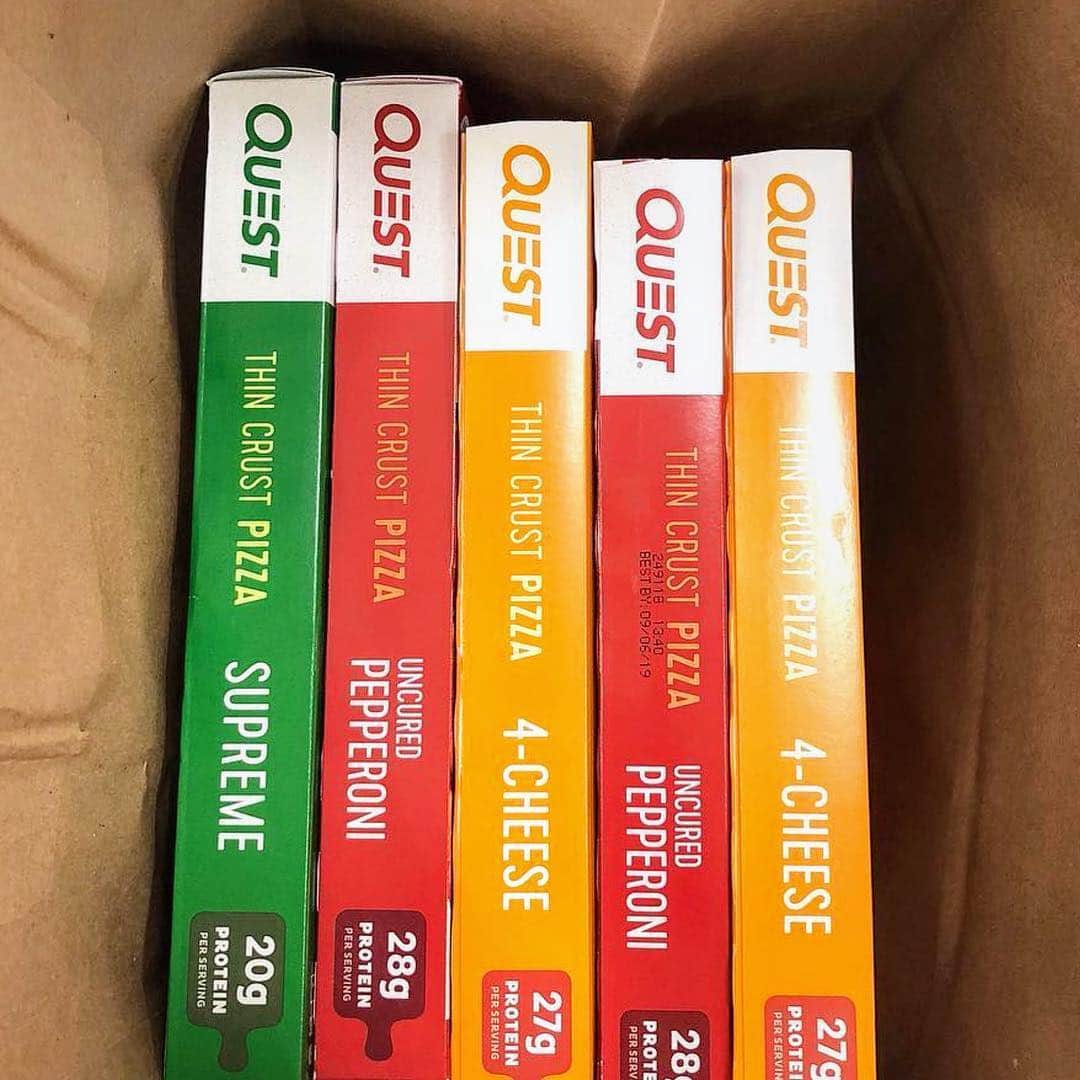 questnutritionさんのインスタグラム写真 - (questnutritionInstagram)「Where does one find Quest Pizza? 🧐 In stores & online at QuestNutrition.com, @Target, @Hyvee (Central), & @healthspot (Indianapolis area). 🍕」4月30日 4時58分 - questnutrition