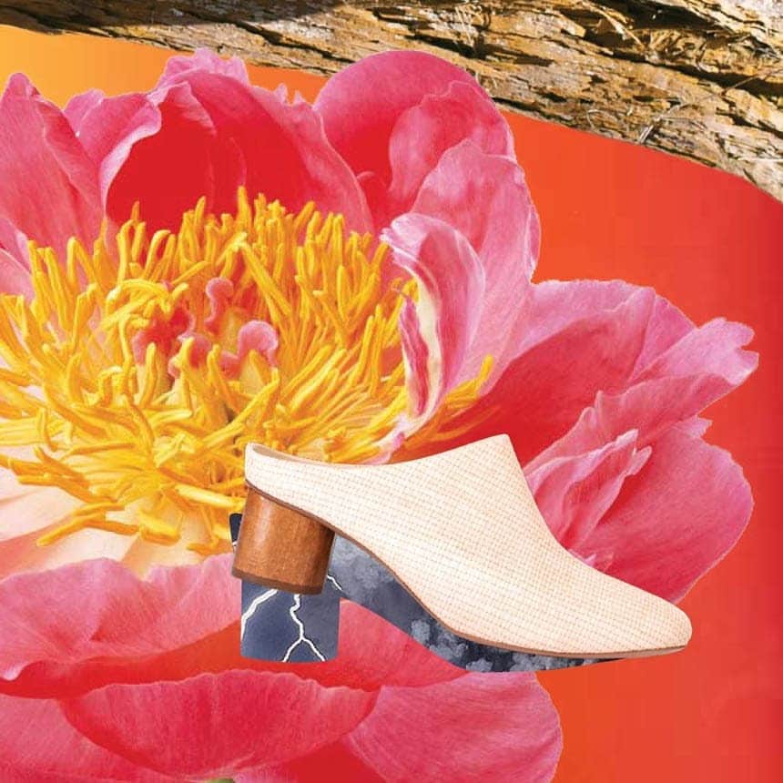 シドニー・ブラウンのインスタグラム：「Step into something sustainable - new arrivals online now! ⠀⠀⠀⠀⠀⠀⠀⠀⠀ #mulesofinstagram #sustainabledesign #raffia #heelstagram #floral_splash」