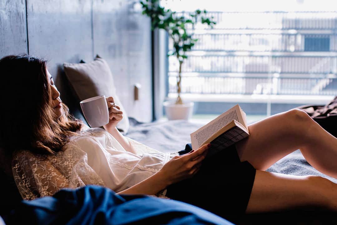 りょーたのインスタグラム：「Tokyo/Japan 私のGWは終わりました(2日間)😨 ・ こんな休日過ごしたい。。☕📖 ・ ・ ▼Follow & Tag▼ @team_jp #team_jp_ @indies_gram #indies_gram ・ ・」