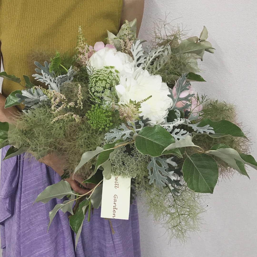 畑野ひろ子さんのインスタグラム写真 - (畑野ひろ子Instagram)「レッスンのお知らせです。次回のレッスンは5/28火曜日です。 5/1の20:00~受付開始です。 @willgarden_official のHPのlifeをご覧下さい #willgarden #lesson #flower #flowers」4月30日 7時31分 - hiroko_hatano_