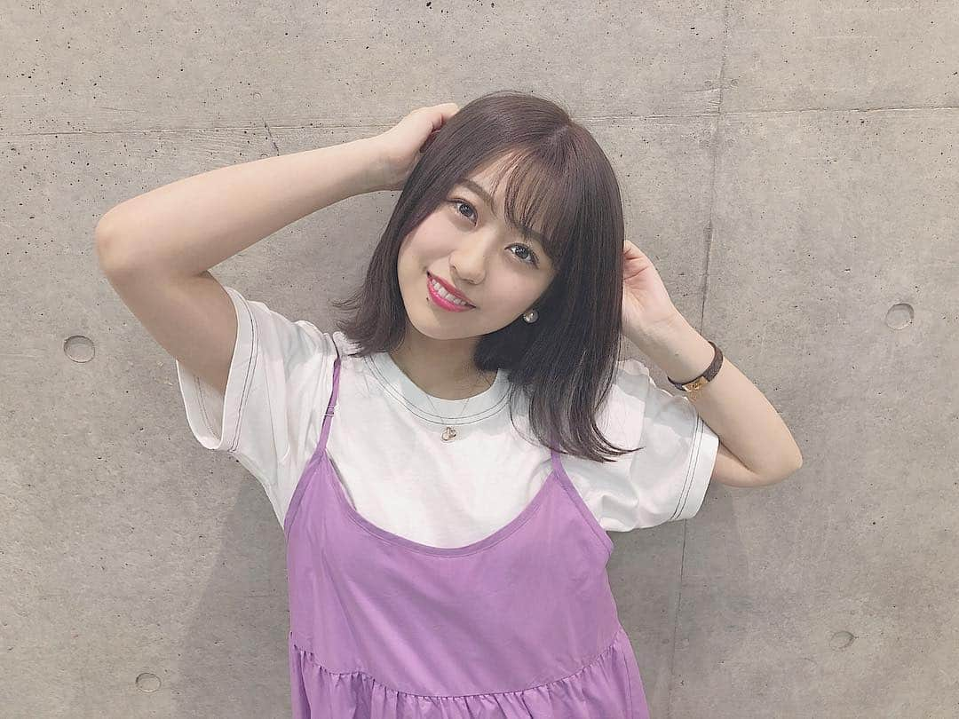 篠崎彩奈さんのインスタグラム写真 - (篠崎彩奈Instagram)「_ 平成最後の１日は握手会で ファンの皆さんと会えました🥺♥️ . . はぁ〜嬉しい幸せ 緊張しちゃうから話すこと忘れちゃう！って言って、手に話すこと書いたり、ニヤニヤしながら握手しにきたり、わたしのこと好き！っていうのがだだ漏れだったり笑、なんか本当にみんな愛おしいな〜と思います😚 . 令和もたくさん会いに来てね〜！ ありがとうございました♡ #平成最後の日 #握手会 #thanks」4月30日 18時27分 - ayana.s_official