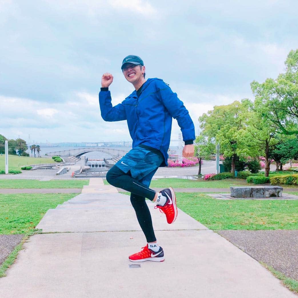のインスタグラム：「ドームツアーに向け、トレーナーゲッタマンと追い込みトレーニング。 #10連休 #そんなの関係ない #だってもうすぐ #ドームツアーだもん #平成最後の #ランニング #3時間走  #かなりきつかったけど #本番のパフォーマンスに #活きてくるのです #明日もトレーニング #頑張ります」