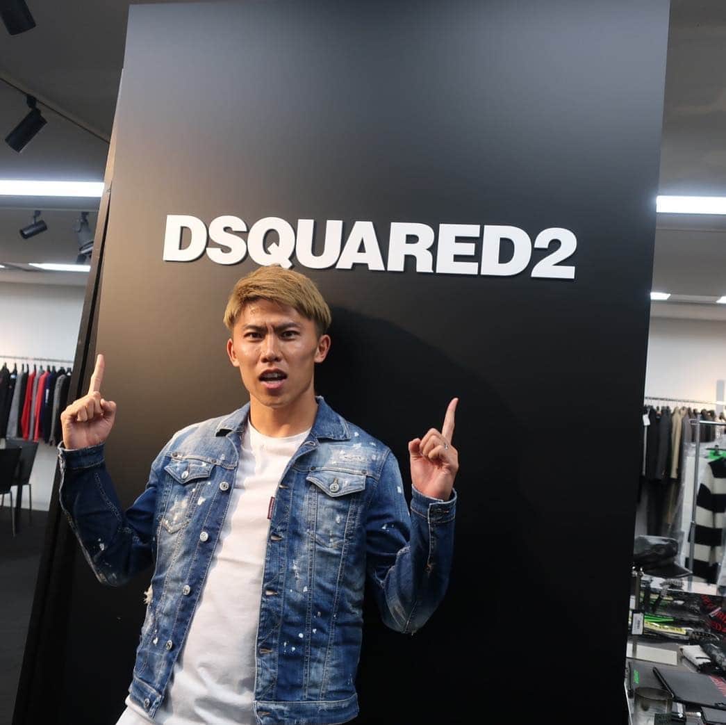 太田宏介のインスタグラム：「『DSQUARED2』 😎😎😎 @dsquared2  #dsquared2  #太田宏介」