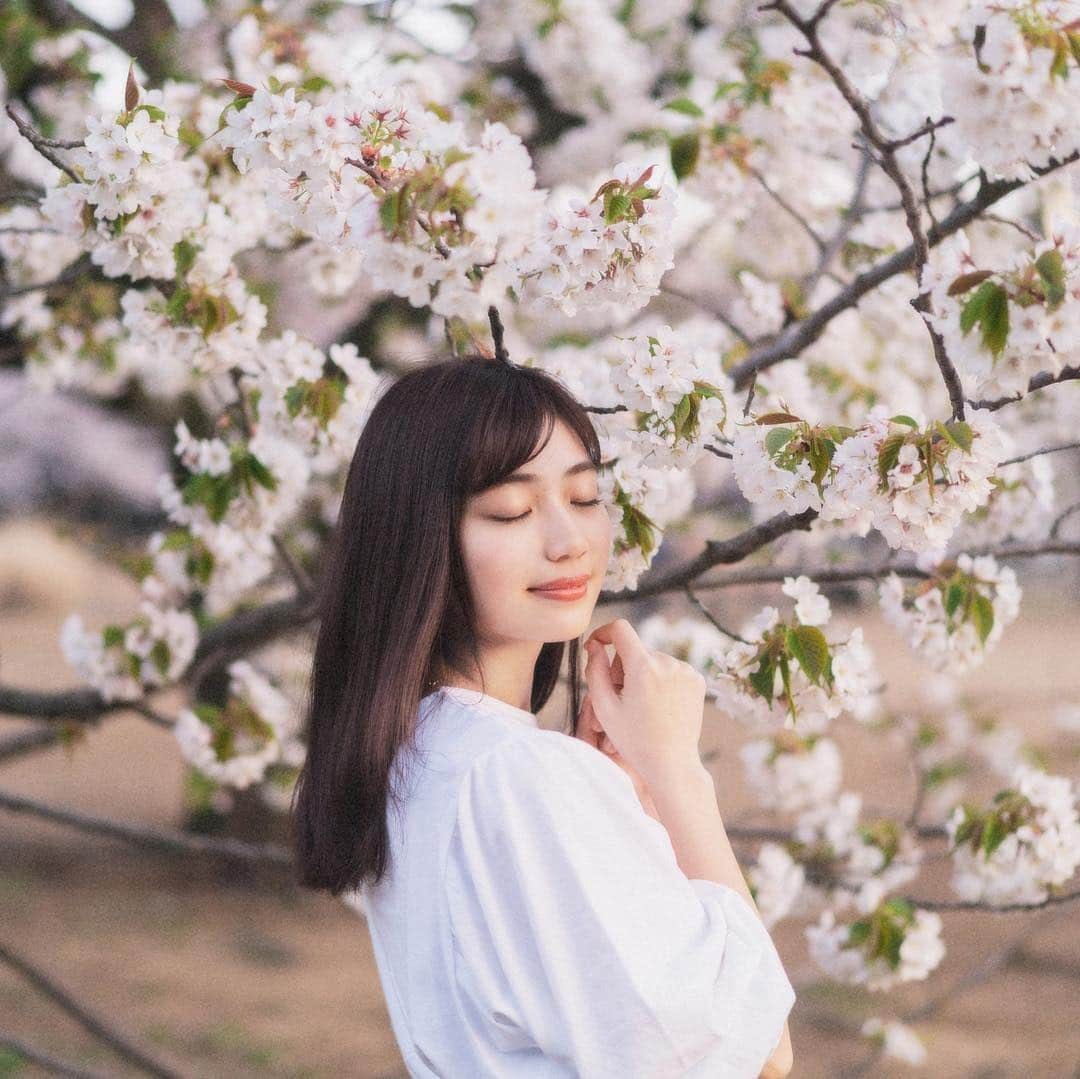 村上奈菜さんのインスタグラム写真 - (村上奈菜Instagram)「平成、ありがとう😆🌸 令和もみなさんが笑顔でいられますように。  #平成 #平成最後の日 #私はアベンジャーズ観に行くよ #楽しみすぎる」4月30日 18時13分 - murakami__nana