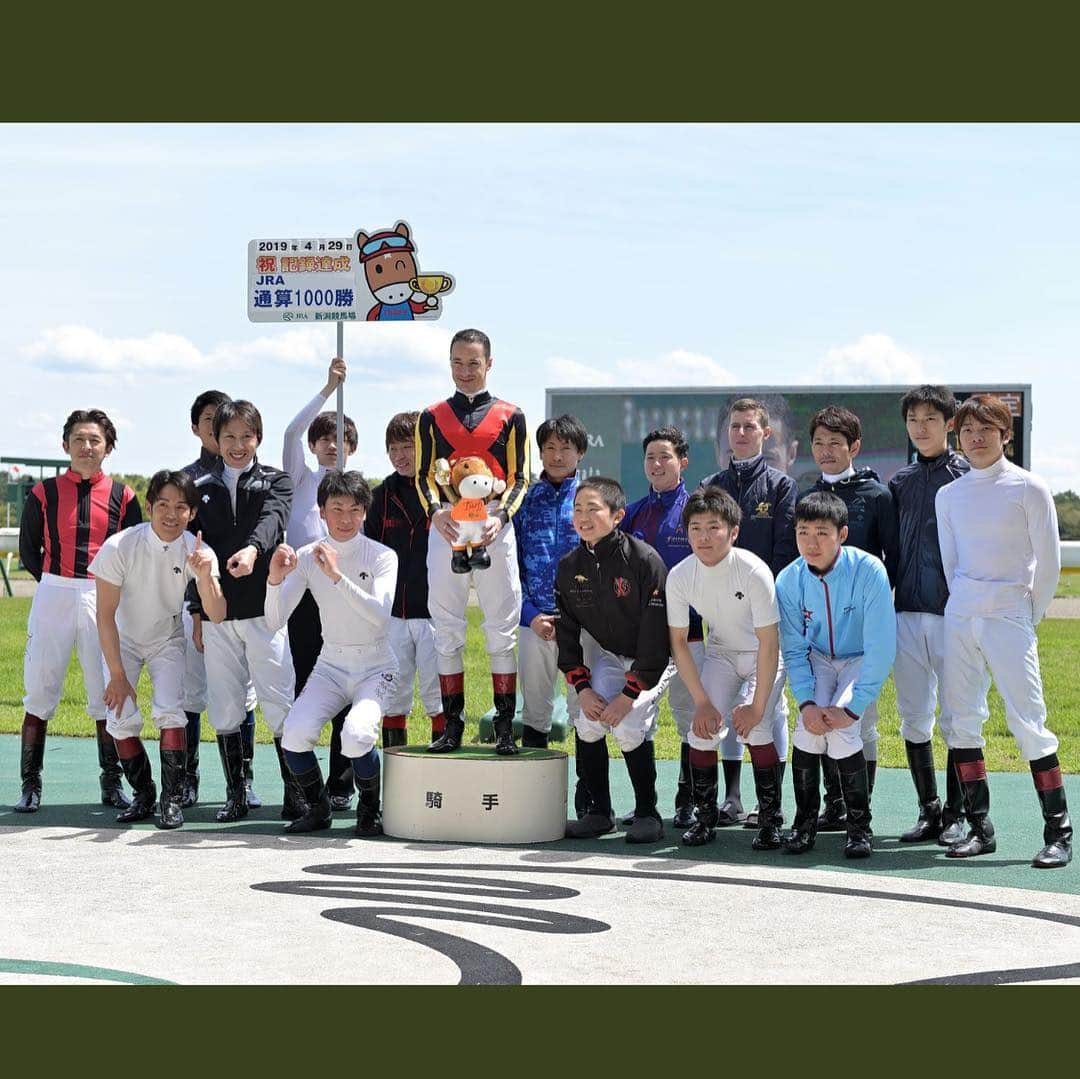 クリストフ・ルメールさんのインスタグラム写真 - (クリストフ・ルメールInstagram)「Emotional weekend 25th JRA Gr1 and 1000 JRA winners. Thanks everyone for support. #sport=respect#millstone#jra#kyotoracecourse#nigataracecourse」4月30日 10時50分 - christophelemaire_officiel