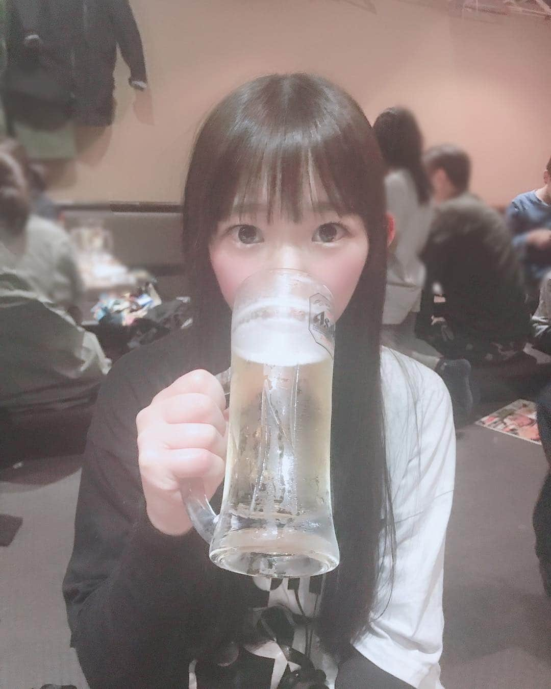 長澤茉里奈さんのインスタグラム写真 - (長澤茉里奈Instagram)「おはよう☀(もうお昼) #marichuu #nagasawamarina  #ビール #すき」4月30日 11時02分 - marinanagasawa1008