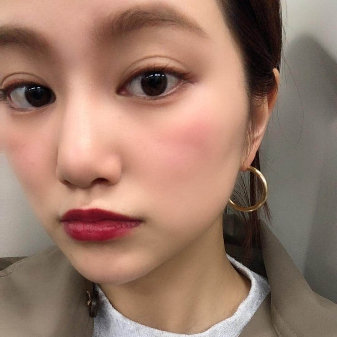 永井美夕さんのインスタグラム写真 - (永井美夕Instagram)「平成最後の今日は可愛いお花見つけて、大好きな大福を食べて幸せな気分🧚🏼‍♀️✨ #平成最後 #スワイプしてね」4月30日 11時29分 - miyuu_nagai