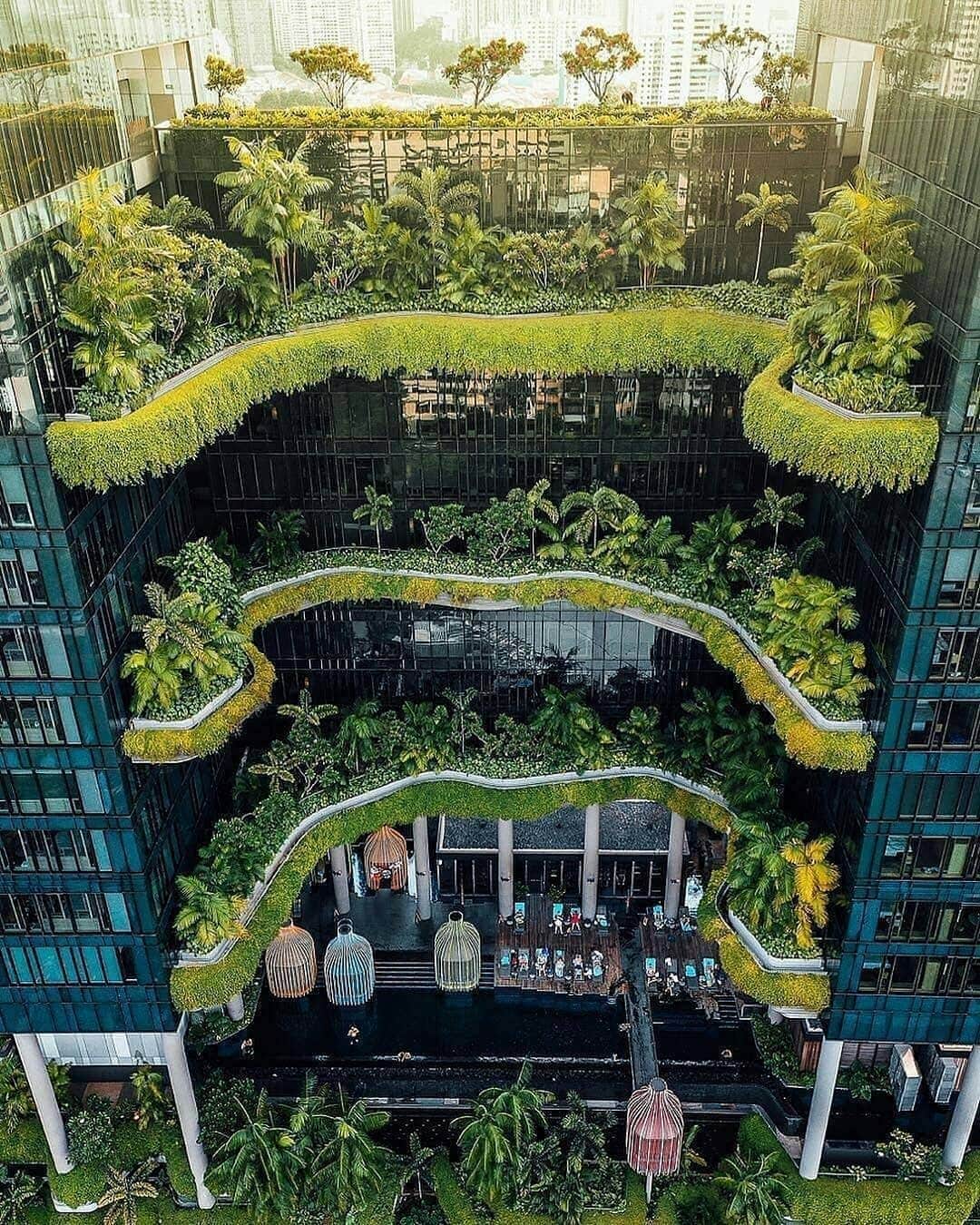 instagoodさんのインスタグラム写真 - (instagoodInstagram)「Breathtaking architecture in Singapore 🍃 Which one is your favorite, 1-2-3-4-5-6? 😍 📸 by: @kevouthere #watchthisinstagood to be featured」4月30日 12時57分 - instagood