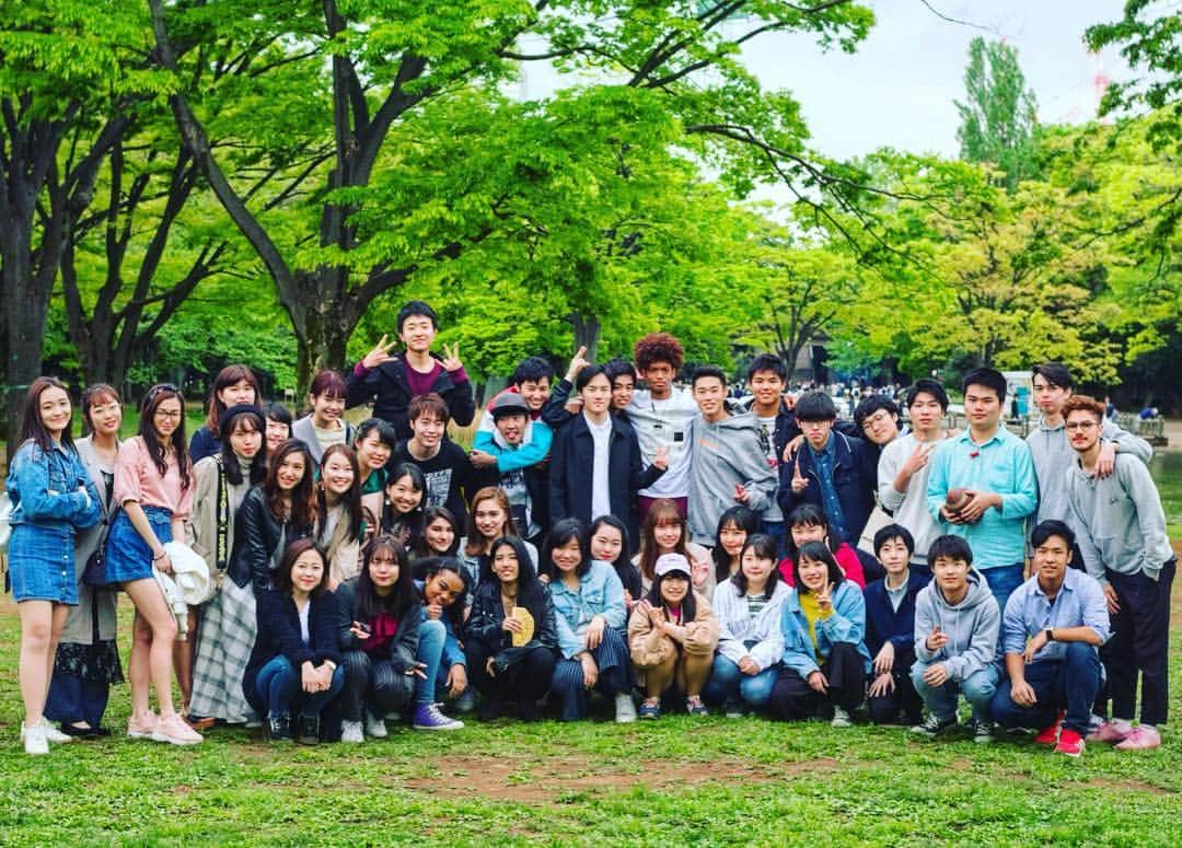 ベネット・マヤのインスタグラム：「GIS Freshman get together 4/29 ☀️🌈❣️ #法政大学 #グローバル教養学部 #一年生 #集まり会」